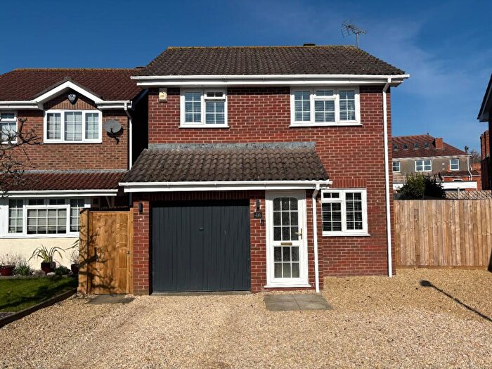 3 Bedroom Detached House To Rent In Palmers Road, Glastonbury, BA6