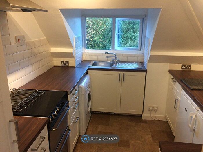 1 Bedroom Flat To Rent In Portchester Road, Bournemouth, BH8