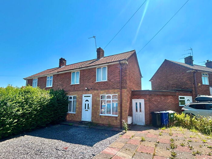 2 Bedroom Semi Detached House For Sale In Lyndon Close, Sedgley, DY3