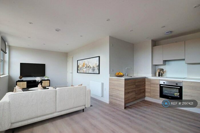 2 Bedroom Flat To Rent In Richmond Hill, Bournemouth, BH2