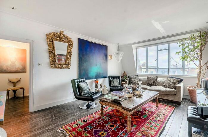 1 Bedroom Flat To Rent In Old Brompton Road, Earls Court, London, SW5