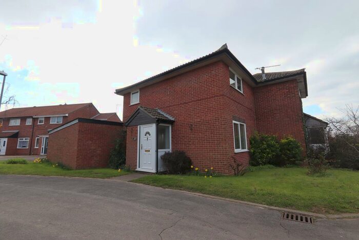 2 Bedroom End Of Terrace House To Rent In Chelsworth Road, Felixstowe, IP11