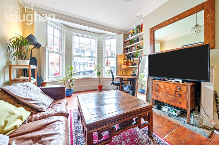 1 Bedroom Flat To Rent In Melville Road, Hove, East Sussex, BN3