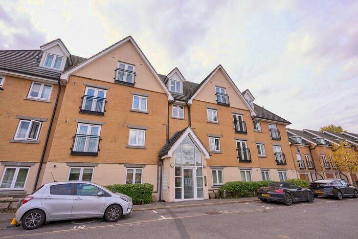 1 Bedroom Flat To Rent In Chester Road, Hounslow, TW4