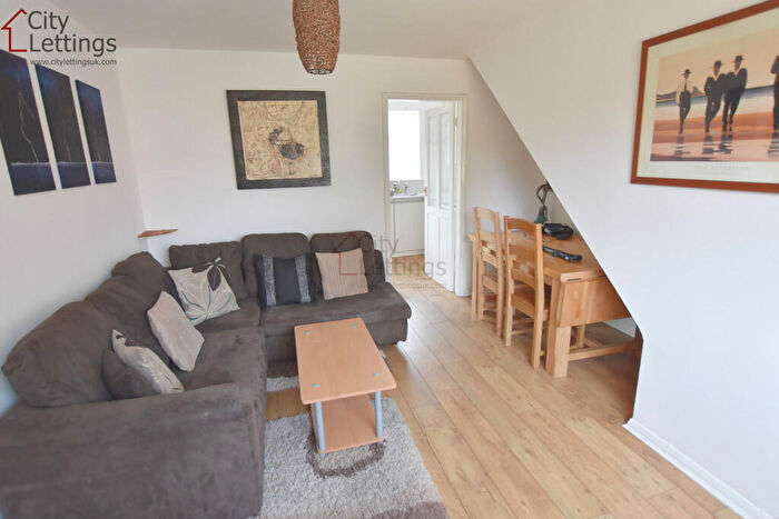 2 Bedroom End Of Terrace House To Rent In Lenton Nottingham, NG7