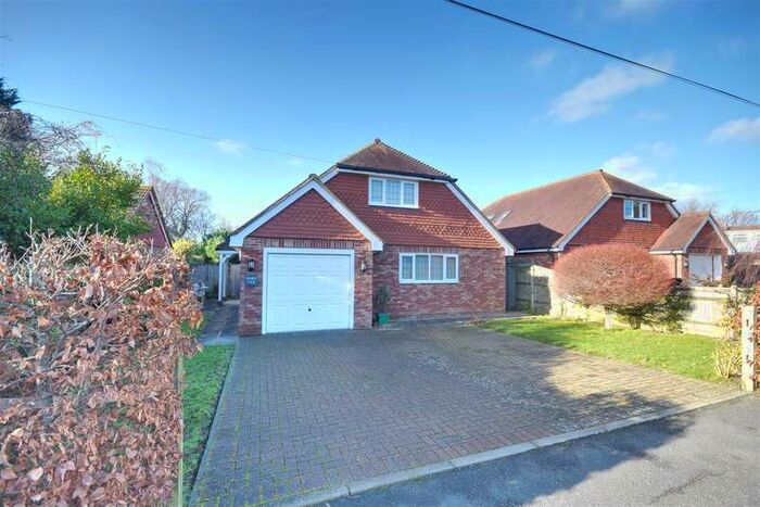 3 Bedroom Detached House For Sale In St. Marys Close, Brede, TN31