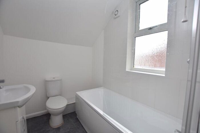 4 Bedroom Terraced House To Rent In Drayton Street, Nottingham, NG5