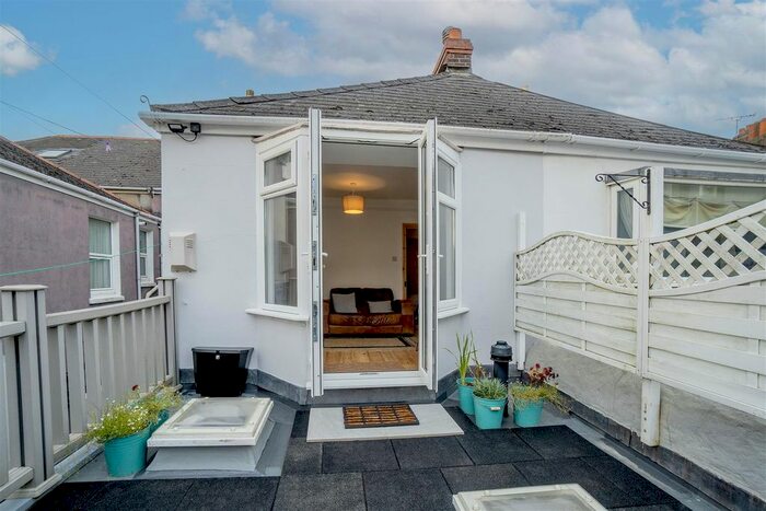 1 Bedroom Flat To Rent In Mutley Road, Mannamead, Plymouth, PL3