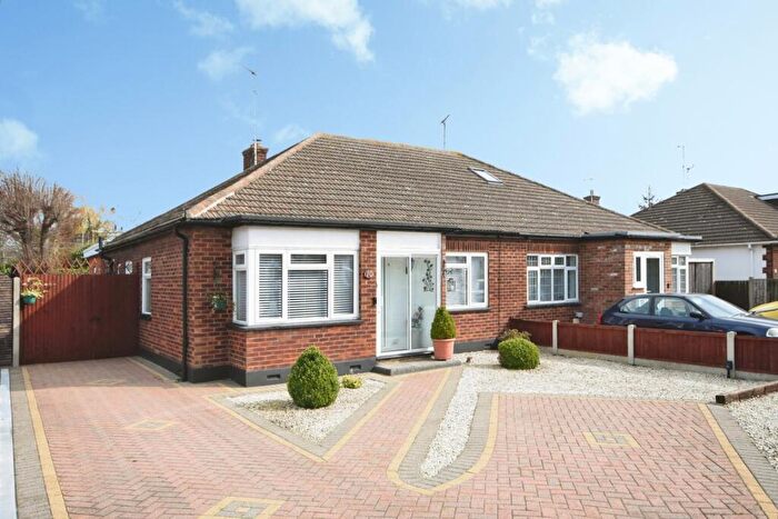 3 Bedroom Bungalow For Sale In Watson Close, Shoeburyness, Southend-on-Sea, Essex, SS3