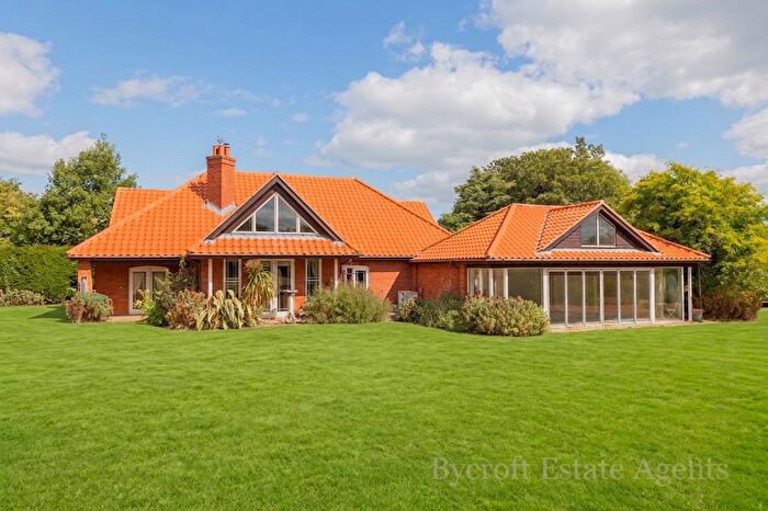 5 Bedroom Detached House For Sale In Somerton Road, Winterton-On-Sea, NR29