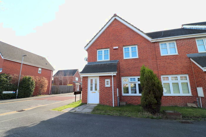 3 Bedroom House To Rent In Galloway Road, Pelaw, Gateshead, NE10