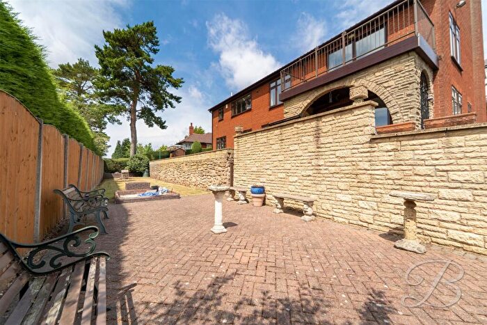 4 Bedroom Detached House For Sale In Nest Avenue, Kirkby-In-Ashfield, Nottingham, NG17