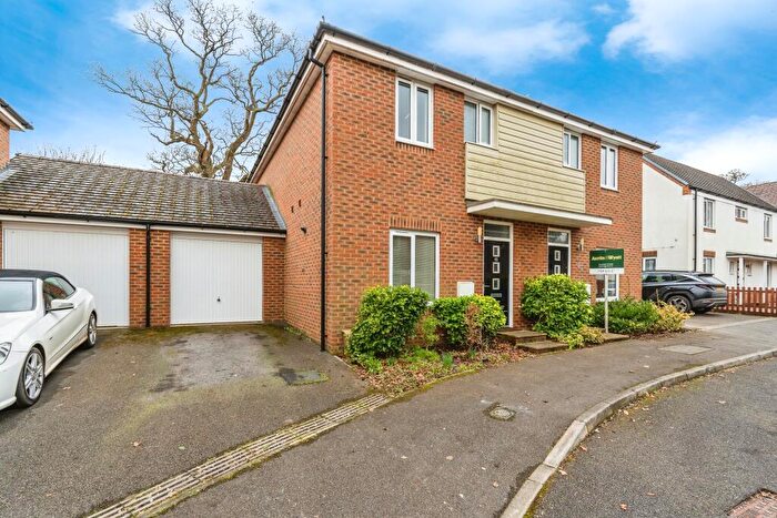 3 Bedroom Semi-Detached House For Sale In Oleander Drive, Totton, Southampton, Hampshire, SO40