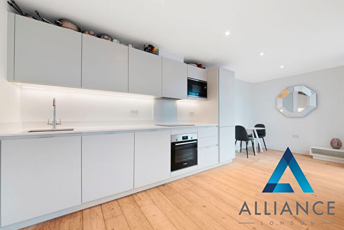 1 Bedroom Property To Rent In Eastern Road, Romford, RM1