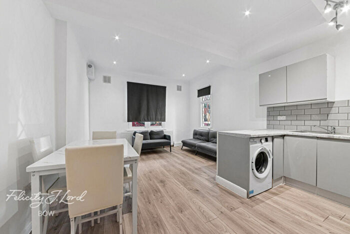 1 Bedroom Flat For Sale In Wellington Way, London, E3