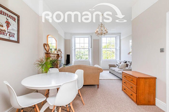 2 Bedroom Flat To Rent In Caledonia Place, Bristol, BS8