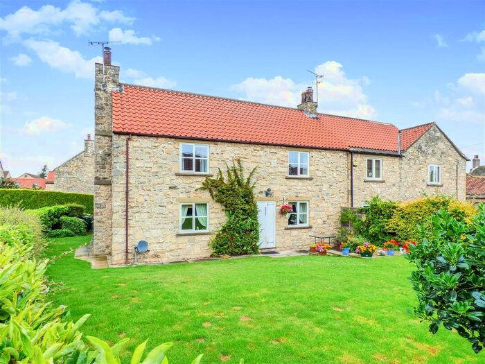 4 Bedroom Semi-Detached House To Rent In The Old Farm House, Kirk Smeaton, WF8