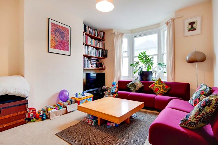 2 Bedroom Maisonette To Rent In Merritt Road, London, Greater London, SE4