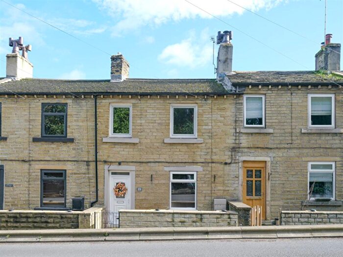 2 Bedroom Terraced House For Sale In Woodhead Road, Honley, HD9