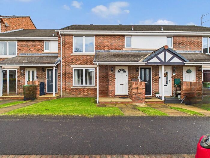 2 Bedroom Flat For Sale In Cartmel Park, Pelaw, NE10