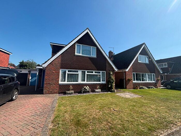 3 Bedroom Chalet For Sale In Tilefields, Hollingbourne, Maidstone, ME17