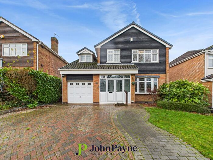 4 Bedroom Detached House For Sale In Howes Lane, Finham, Coventry, CV3