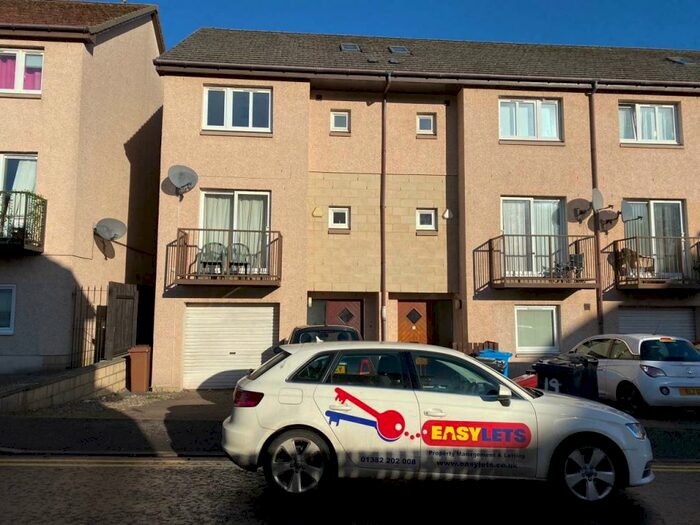 5 Bedroom House To Rent In Larch Street, Dundee, DD1