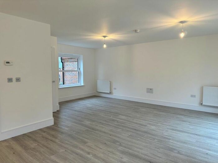 3 Bedroom Terraced House To Rent In Seymour Drive, Tunbridge Wells, TN2