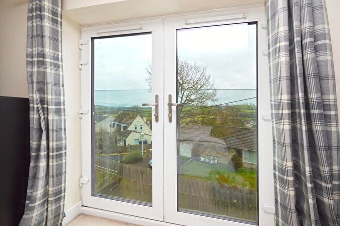 3 Bedroom Terraced House For Sale In Bath Road, Farmborough, Bath, BA2