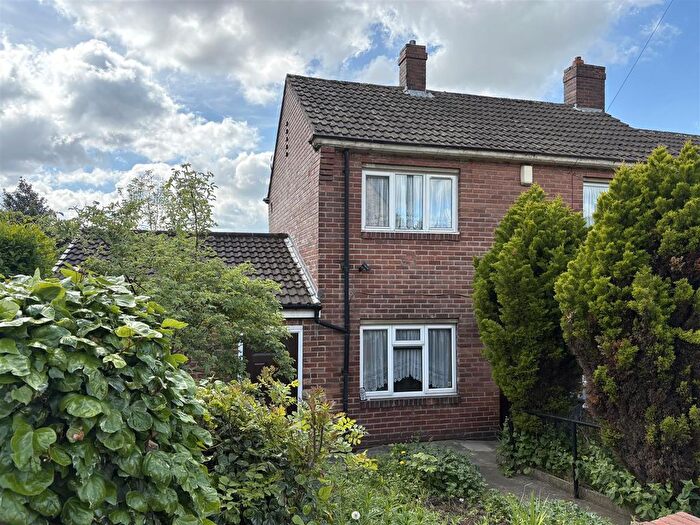 4 Bedroom Semi-Detached House For Sale In Intake Lane, Batley, WF17