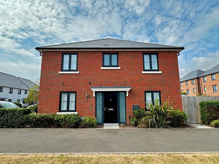 3 Bedroom Semi Detached House For Sale In Poplar Drive, Deal, Kent, CT14