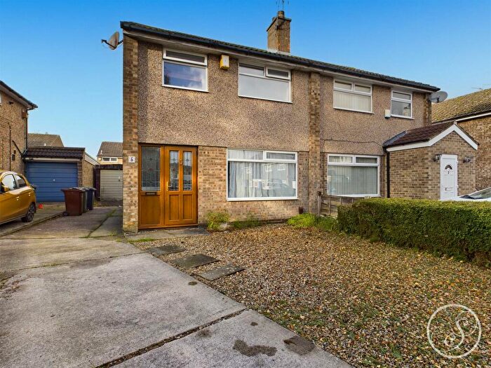 3 Bedroom Semi-Detached House To Rent In Birkdale Walk, Leeds, LS17