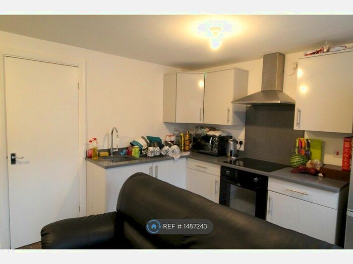 2 Bedroom Flat To Rent In The Pinxton, Derby, DE22