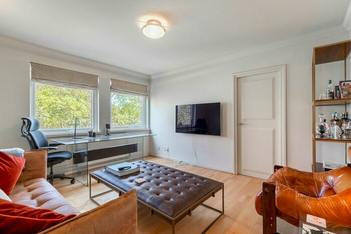 1 Bedroom Flat To Rent In Elm Park Gardens, Chelsea, SW10