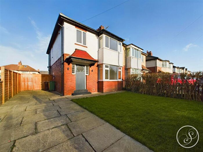 3 Bedroom Semi-Detached House To Rent In Selby Road, Leeds, LS15
