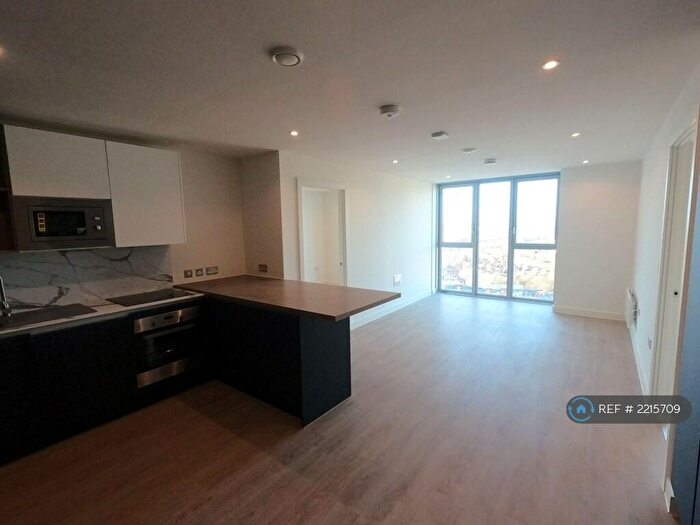 2 Bedroom Flat To Rent In New Bailey Street, Salford, M3