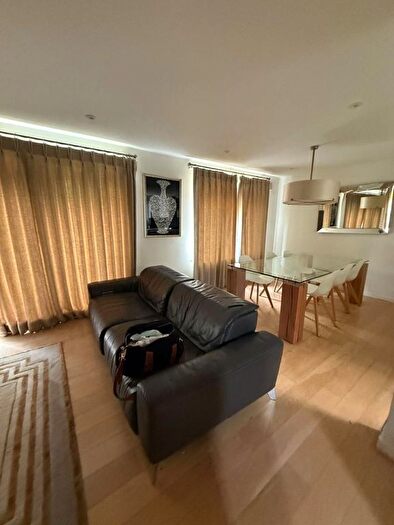 3 Bedroom Terraced House To Rent In Oak Park Gardens, London, SW19