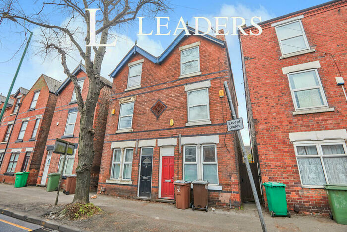 5 Bedroom Terraced House To Rent In Beeston Road, NG7