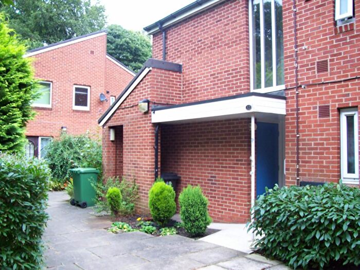 1 Bedroom Flat To Rent In Darkwood Way, Leeds, West Yorkshire, LS17