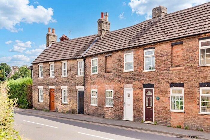 2 Bedroom Terraced House For Sale In Church Street, St. Neots, PE19