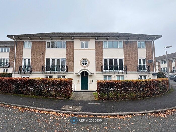 2 Bedroom Flat To Rent In Hawkesbury Mews, Darlington, DL3