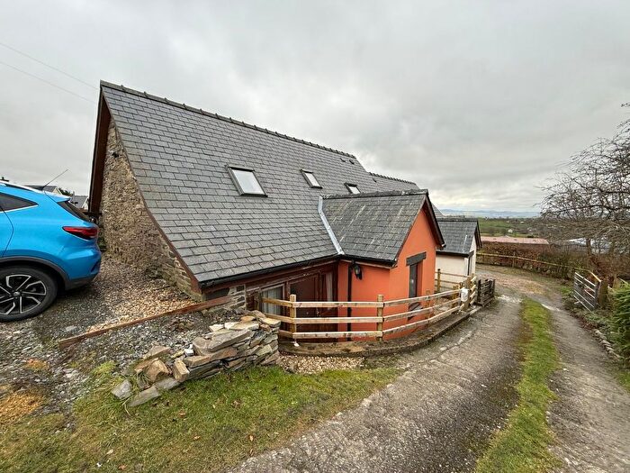3 Bedroom Semi-Detached House For Sale In Penuwch, Tregaron, SY25