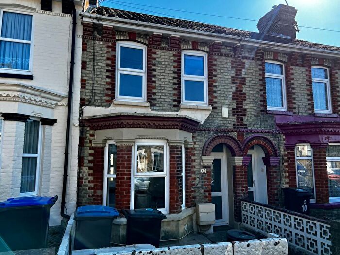 2 Bedroom Terraced House To Rent In Monins Road, Dover, CT17