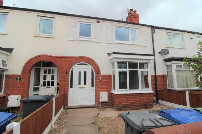 4 Bedroom Terraced House To Rent In Carisbrooke Road, Town Moor, DN2