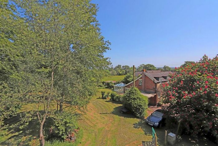 3 Bedroom Barn Conversion For Sale In Cullompton, EX15