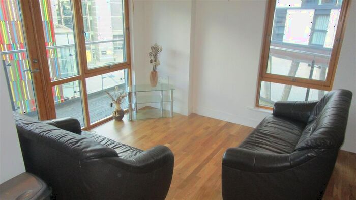 2 Bedroom Flat To Rent In Mcclure House, The Boulevard, Leeds, LS10