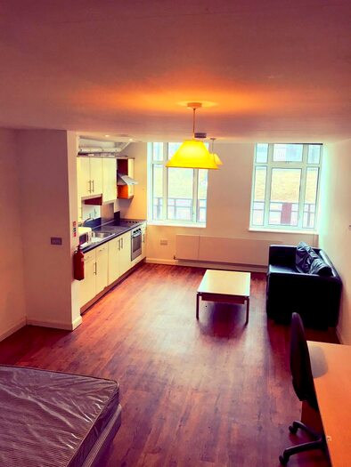 Studio To Rent In The Kingsway, Portland House, City Centre, Swansea, SA1