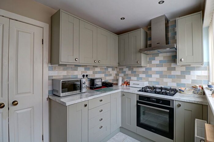 2 Bedroom Semi-Detached Bungalow For Sale In Coniston Avenue, Poulton-Le-Fylde, FY6