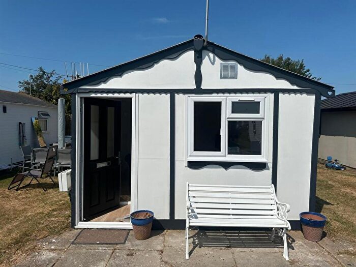 1 Bedroom Detached Bungalow For Sale In Leysdown Road, Leysdown, ME12