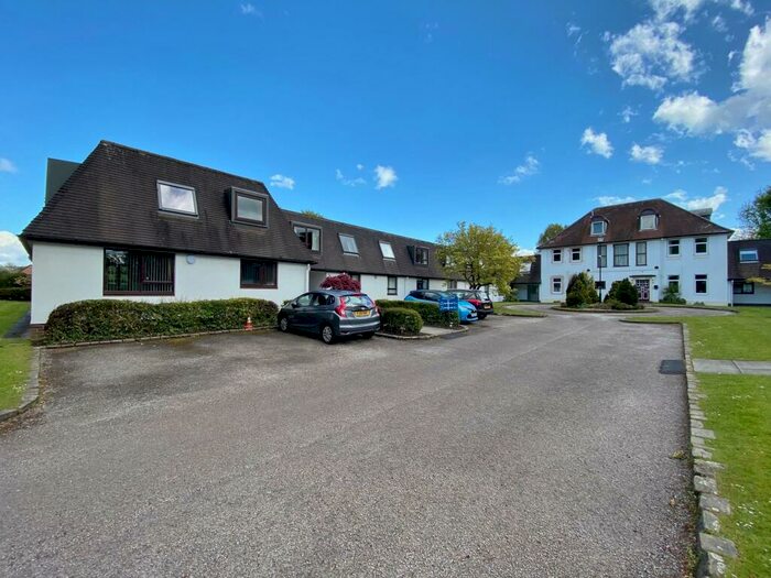 2 Bedroom Flat To Rent In Chestnut Court, Leyland, PR25